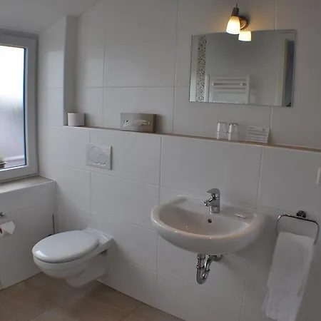 Kaiser Hotel 3*